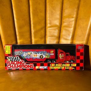 NIB VTG 1997 NASCAR Racing Champions Cartoon Network racing team transporter